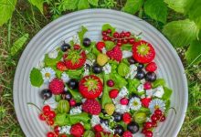 Photo of Цветочный салат с ягодами