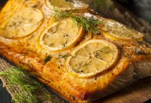 Photo of Красная рыба с лимоном и зеленью