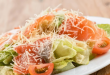 Photo of Салат Цезарь с лососем